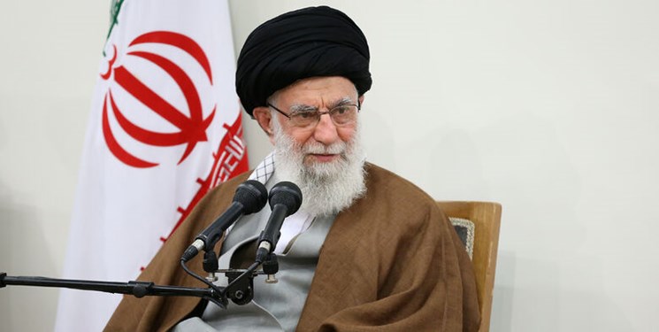 ترکیب بدیعِ شعر و صدا و آهنگ راز اثرگذاری سرود‌های مذهبی و ملّی است