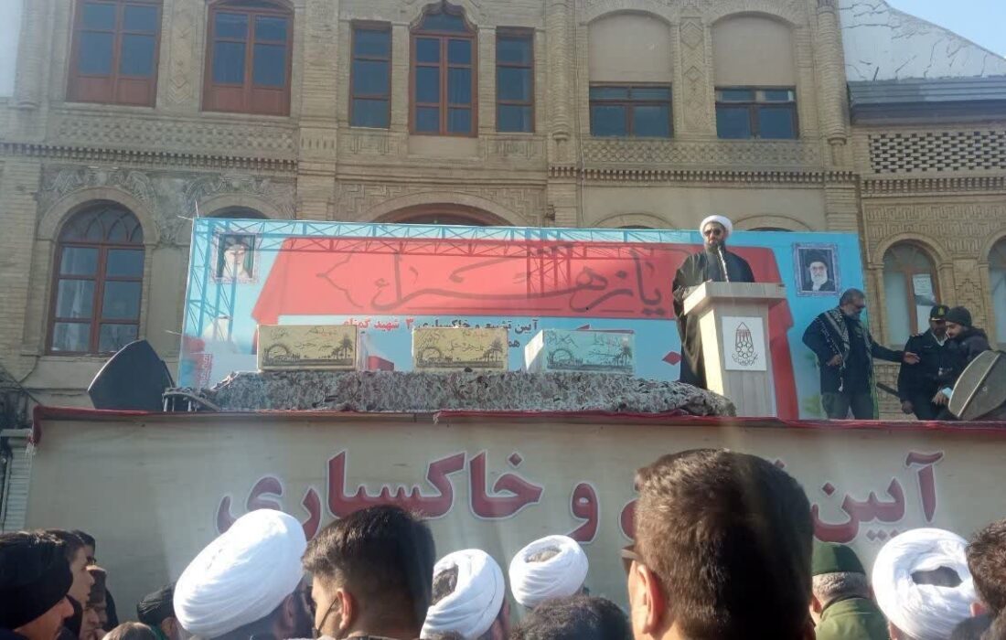 باید در جامعه حق را شناخت و در این راه گام برداشت