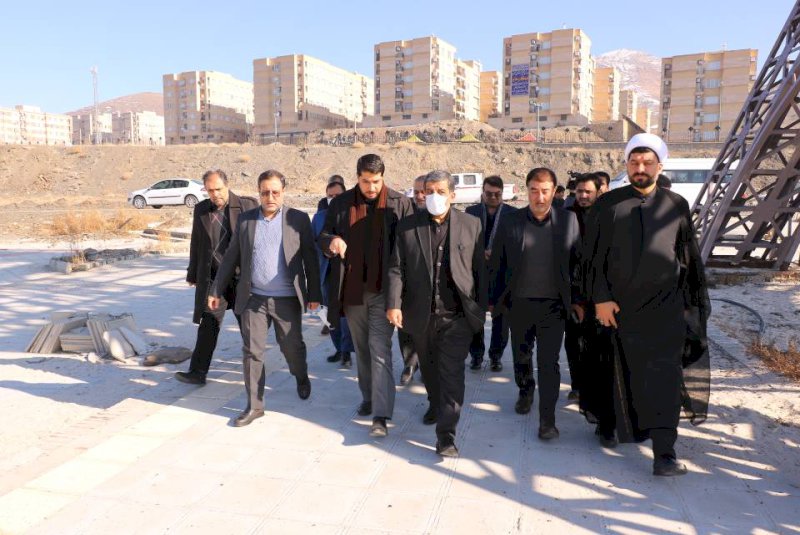 شهرستان ملایر”جهان کوچک”الگویی برای کشورها