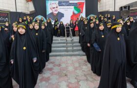 اجتماع بزرگ “دختران حاج قاسم” در امامزاده عبدالله همدان