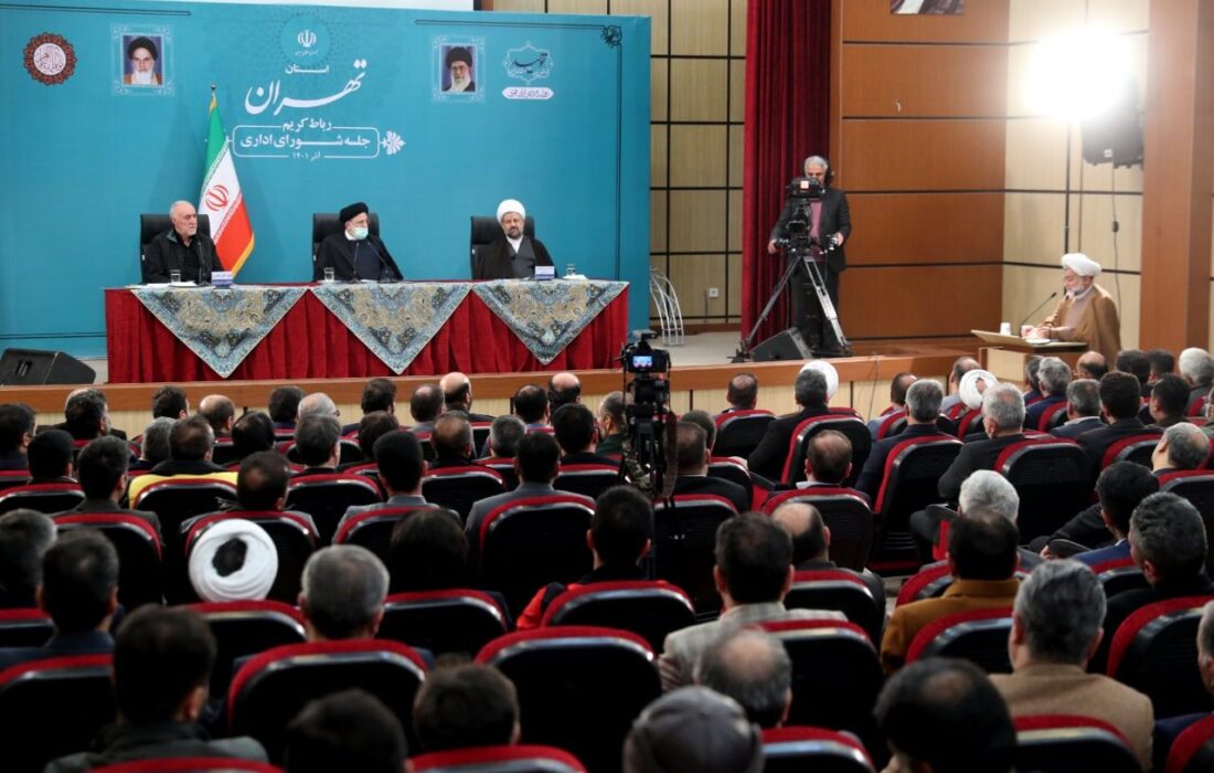 گذشتن از کنار مسائل در مرام دولت مردمی نیست