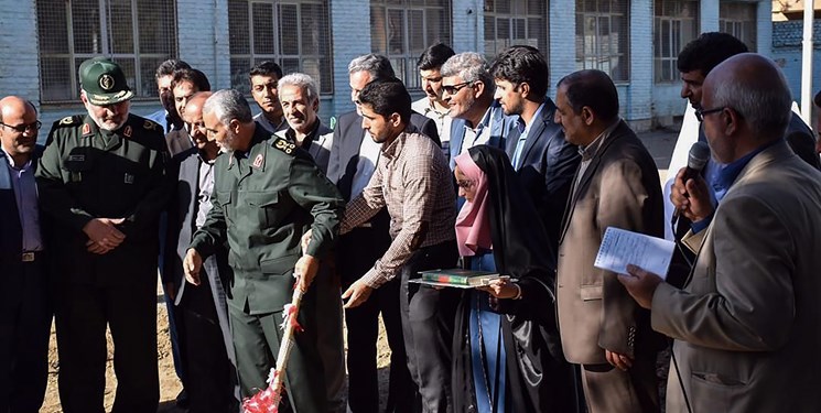 افتتاح تنها مدرسه‌ کشور که توسط سردار سلیمانی کلنگ‌زنی شد