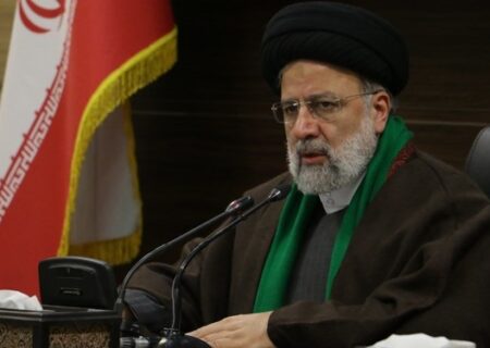 هیچ ابزاری مانند نماز در انسان‌سازی و ساختن جامعه موثر نیست