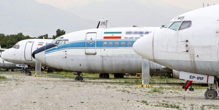 چرا ۱۹۵ هواپیمای مسافری زمین‌گیر است