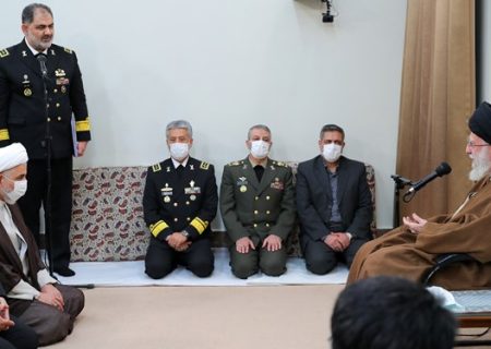 ۷ آذر باید به عنوان روز فداکاری نیروی دریایی ارتش معرفی شود