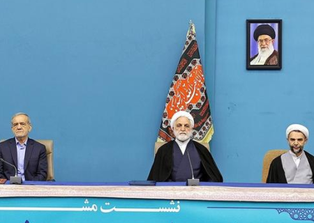 ما فقط واعظ نیستیم که نصیحت کنیم