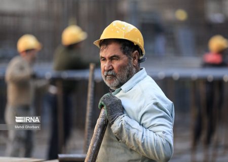 تعیین حداقل دستمزد ۱۴۰۴ کارگران در شورای عالی کار با اخذ نظر نخبگان