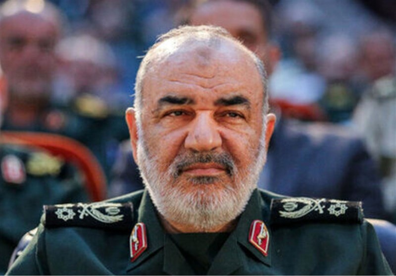 قدردان سربازان گمنام در جنگ اطلاعاتی با استکبار هستیم