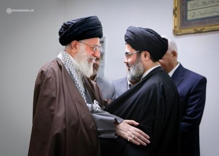 کلید هر موفقیتی در مقاومت به دست سماحه القائد است