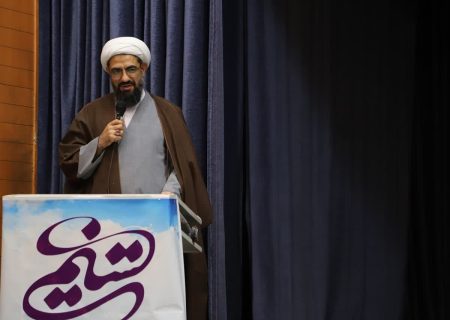 مسئولان به معنای واقعی حامی مجموعه‌های قرآنی باشند