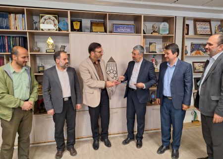 مشاور رسانه‌ای شهردار همدان معارفه شد