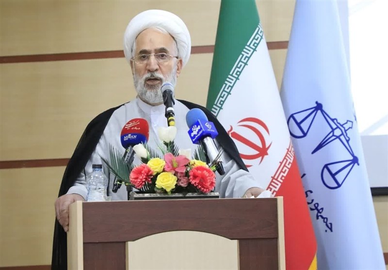 روایت دادستانی از ‌تسهیلات‌ تولید‌ ‌که صرف خرید طلا شد