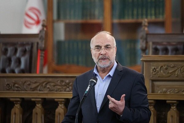 قالیباف از راه اندازی سامانه مکاتبات الکترونیکی با دولت خبر داد