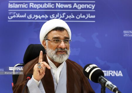 جوان‌باوری امام خمینی (ره) ریشه در توحید عرفانی ایشان داشت