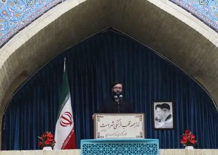 مردم باید از مسئولان کار نیکو را مطالبه کنند