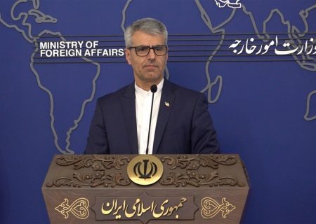 تحرکات نظامی آمریکا در اطراف ونزوئلا را علیه صلح و امنیت منطقه‌ای می‌دانیم