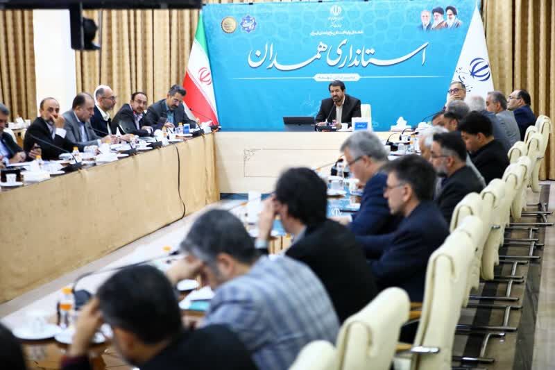 پیشرفت پروژه‌های شاخص و زمان‌بندی تحویل