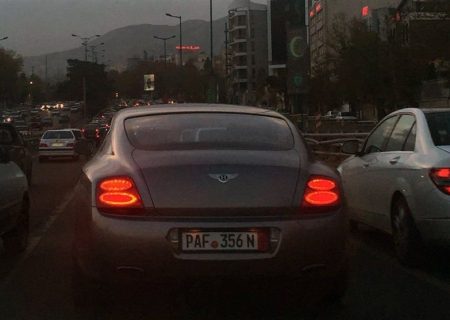 چرا برخی خودروهای لوکس با پلاک خارجی در ایران تردد می‌کنند؟