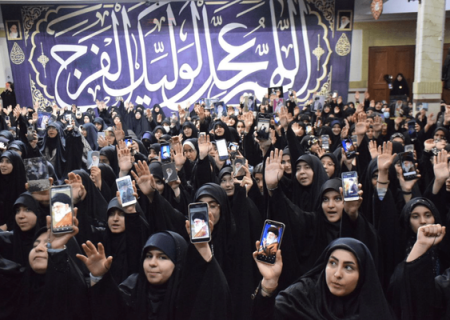 دختران حاج‌ قاسم در همدان تجمع کردند