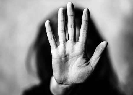 پشت ویترین حقوق بشر